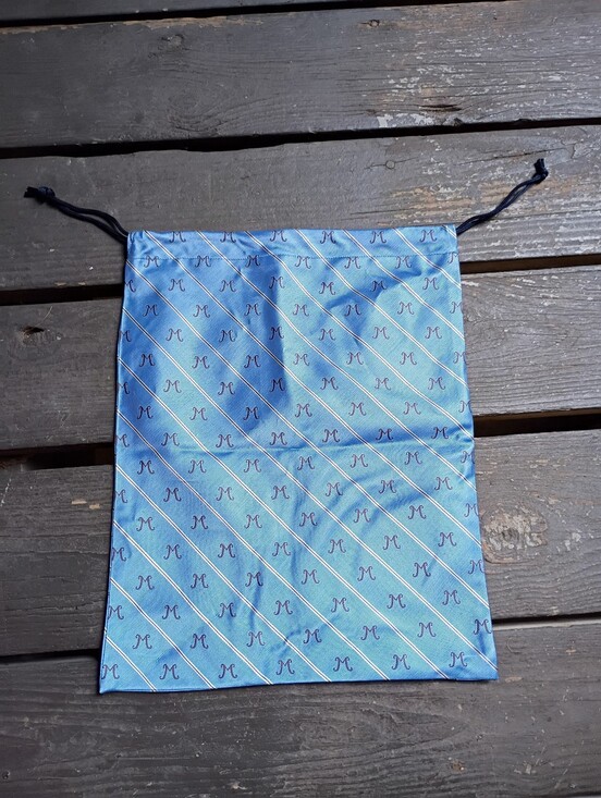 Peter Millar Other - Peter Millar Blue Drawstring Travel Pouch - Men’s Accessory Bag